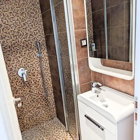 For 8 Guests In Center Apartament *